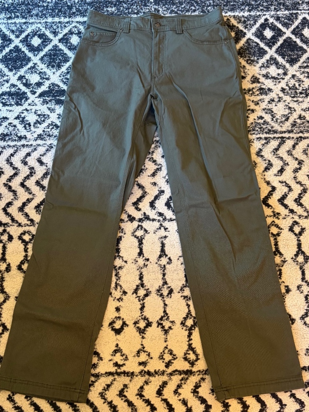 Duluth Trading Flex Fire Hose Chino Pants Men 33x34 Relaxed Straight Olive Green